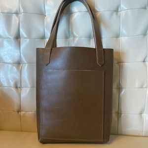 Teddi Joelle Essential Olive Leather Tote Bag